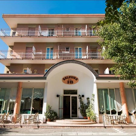 Hotel Belfiore Мизано-Адриатико Экстерьер фото
